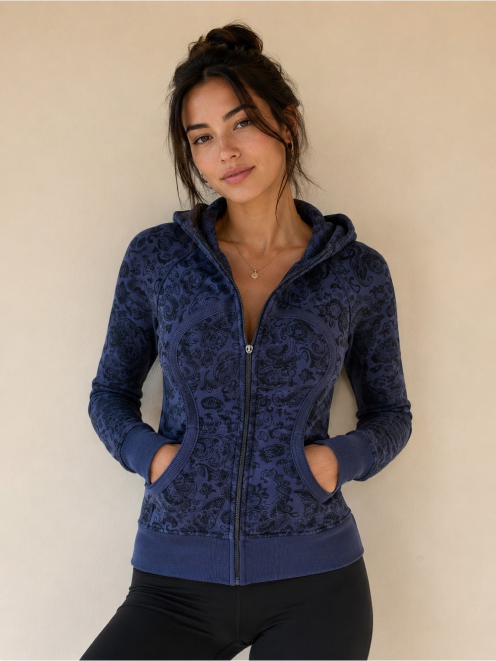 Lululemon Scuba